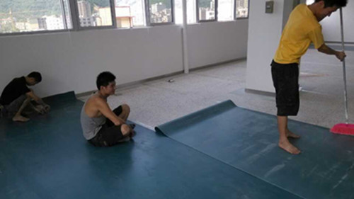 舞蹈地膠鋪設(shè)現(xiàn)場