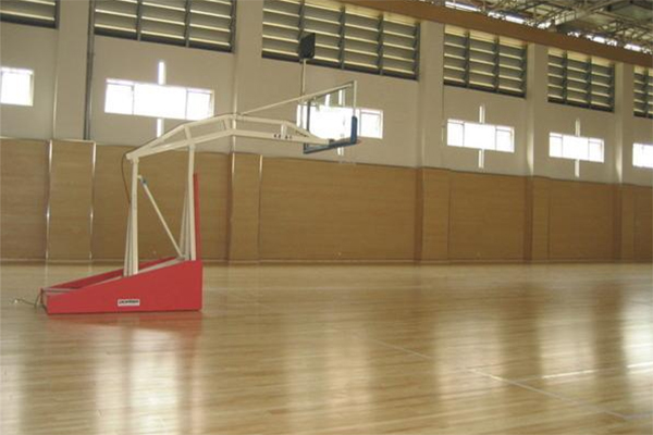 “三分鋪裝七分保養(yǎng)”解讀運(yùn)動地板的維護(hù)準(zhǔn)則