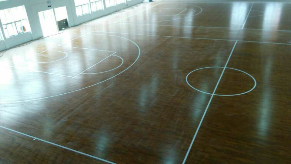 實木運(yùn)動地板