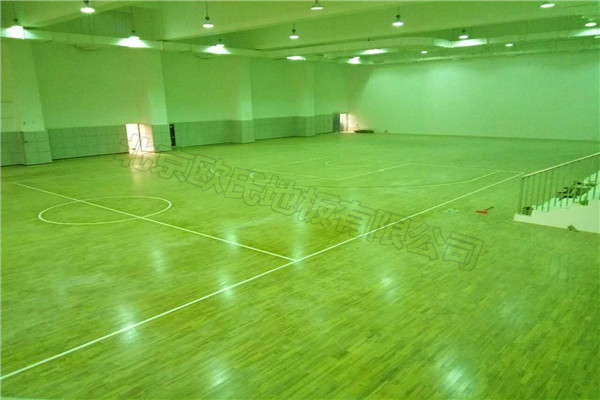 運(yùn)動(dòng)木地板