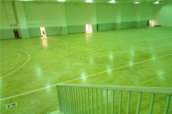 運(yùn)動(dòng)木地板