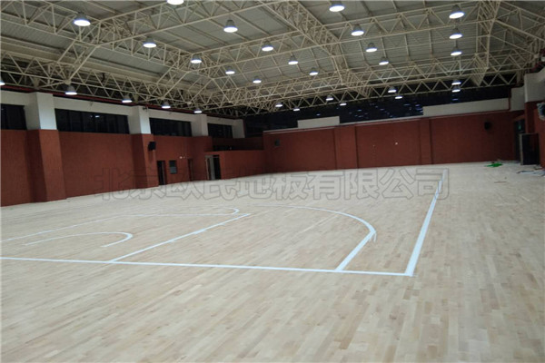 運(yùn)動(dòng)木地板