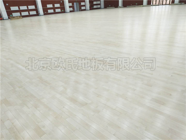 運(yùn)動(dòng)木地板