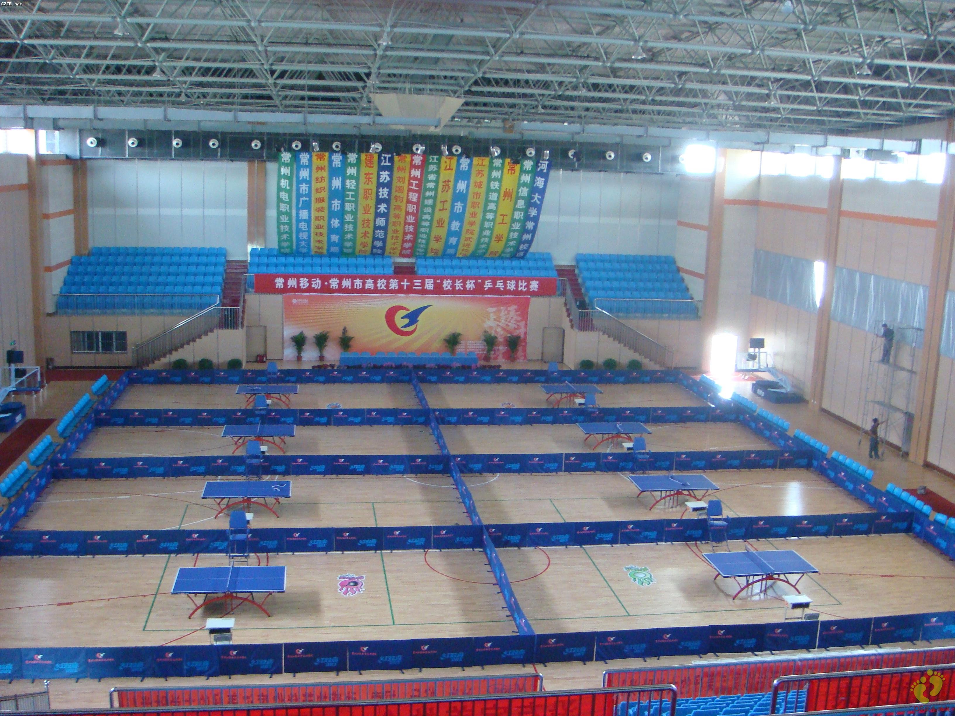  常州工程職業(yè)技術(shù)學(xué)院運(yùn)動(dòng)木地板鋪設(shè)